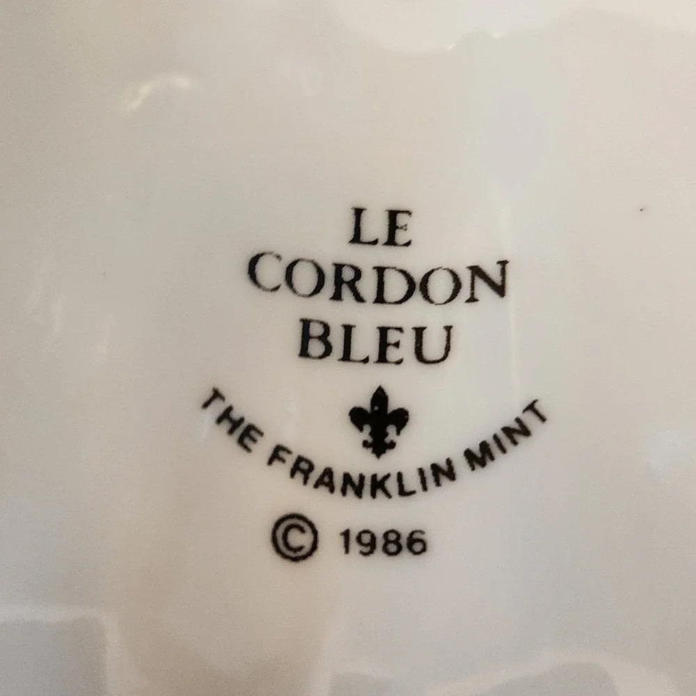 Vintage 1986 Le Cordon Bleu Franklin Mint Lemon Ceramic Jelly Mold Wall Hanging